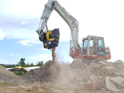 BF60.1 Takeuchi TB2150 Australia demolition material 3 .640x640