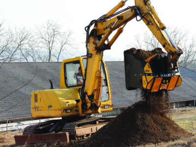 MB HDS214 Komatsu PC75B Italy soil 1 .640x640