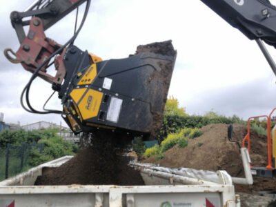 MB HDS314 Volvo EW150 Germany Demo Mixed soil and crushed material.640x640