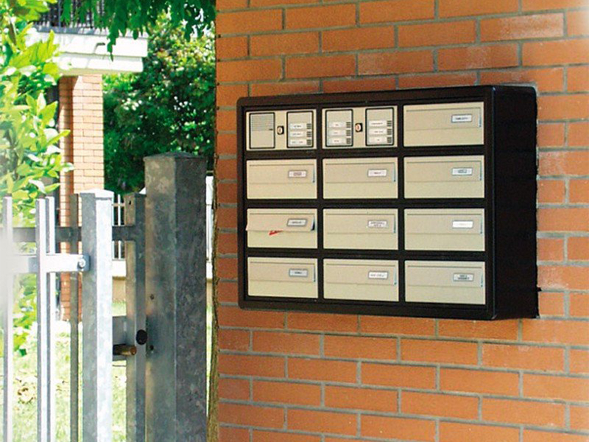 Cassette Postali Condominiali Passanti a Muro Alubox