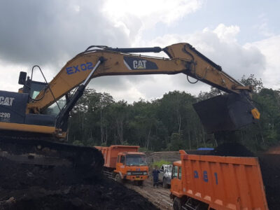MB HDS323 Caterpillar 329D RM mixer kit Indonesia quarry coal 5.640x640