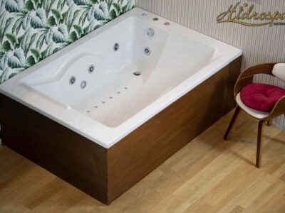 data_prod_img_spa_mini_piscina_chaise_longue_180x_120_19_jpg_rw_800