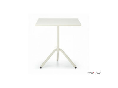 tavolino-3-piedi-da-esterno-70x70-cm