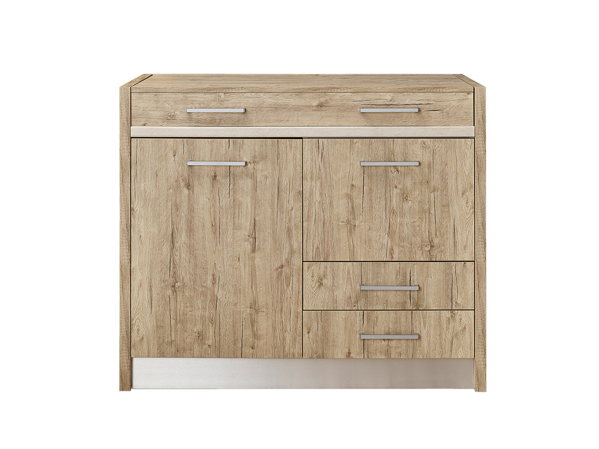 K140 - Chiuso: cm. 127,6 x 61 x 106 h